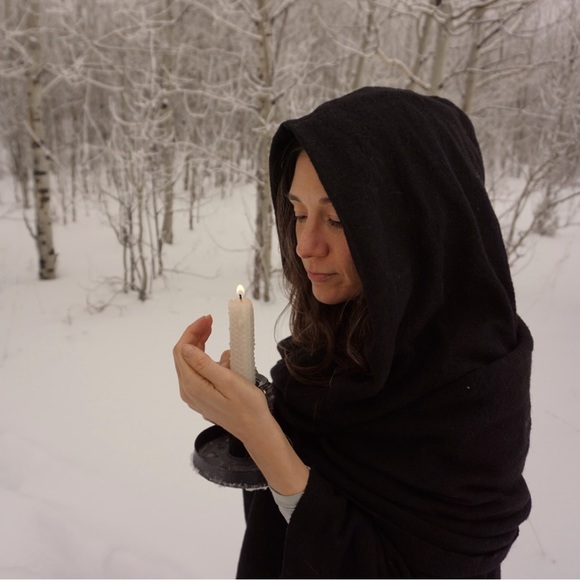 Meet your Posher, Dionisia - Picture 1 of 1